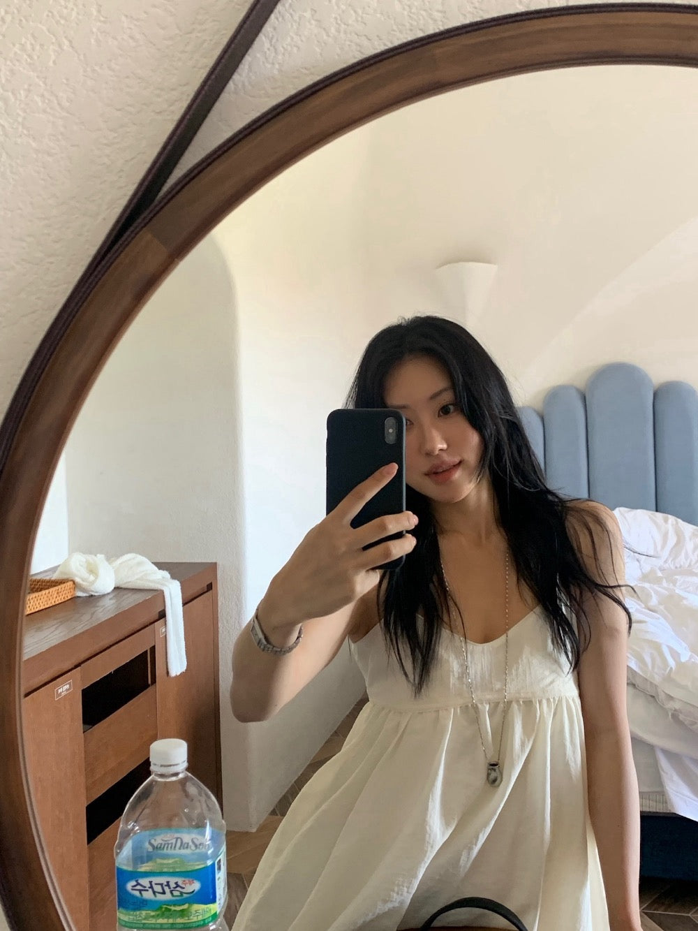 Korean-style puff sleeve suspender mini dress