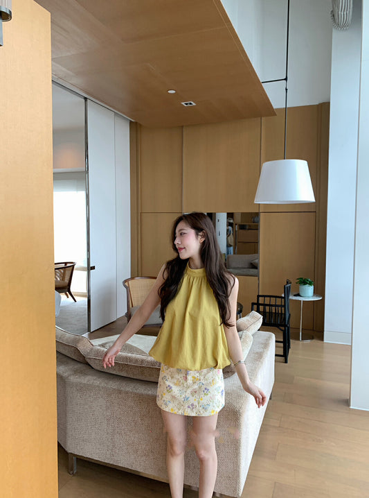 露背設計掛脖背心