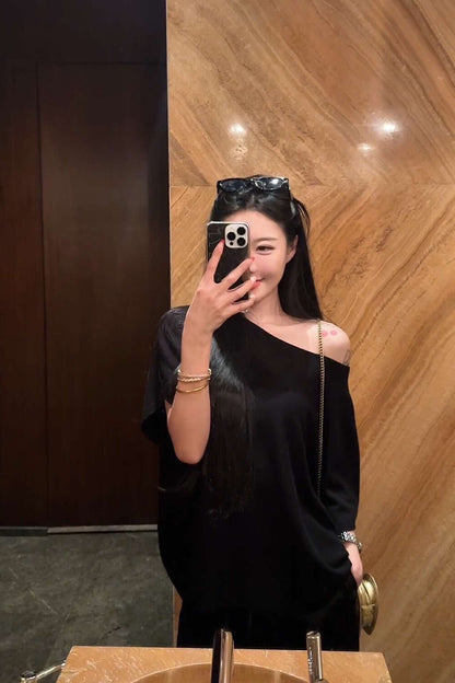 Loose Off-Shoulder Batwing Sleeve Top