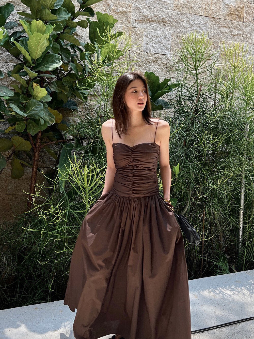 ギャザー入りハイウエストスリムキャミソールワンピース