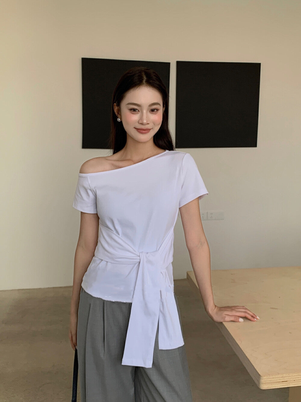 One-Shoulder Belted Short Sleeve Top