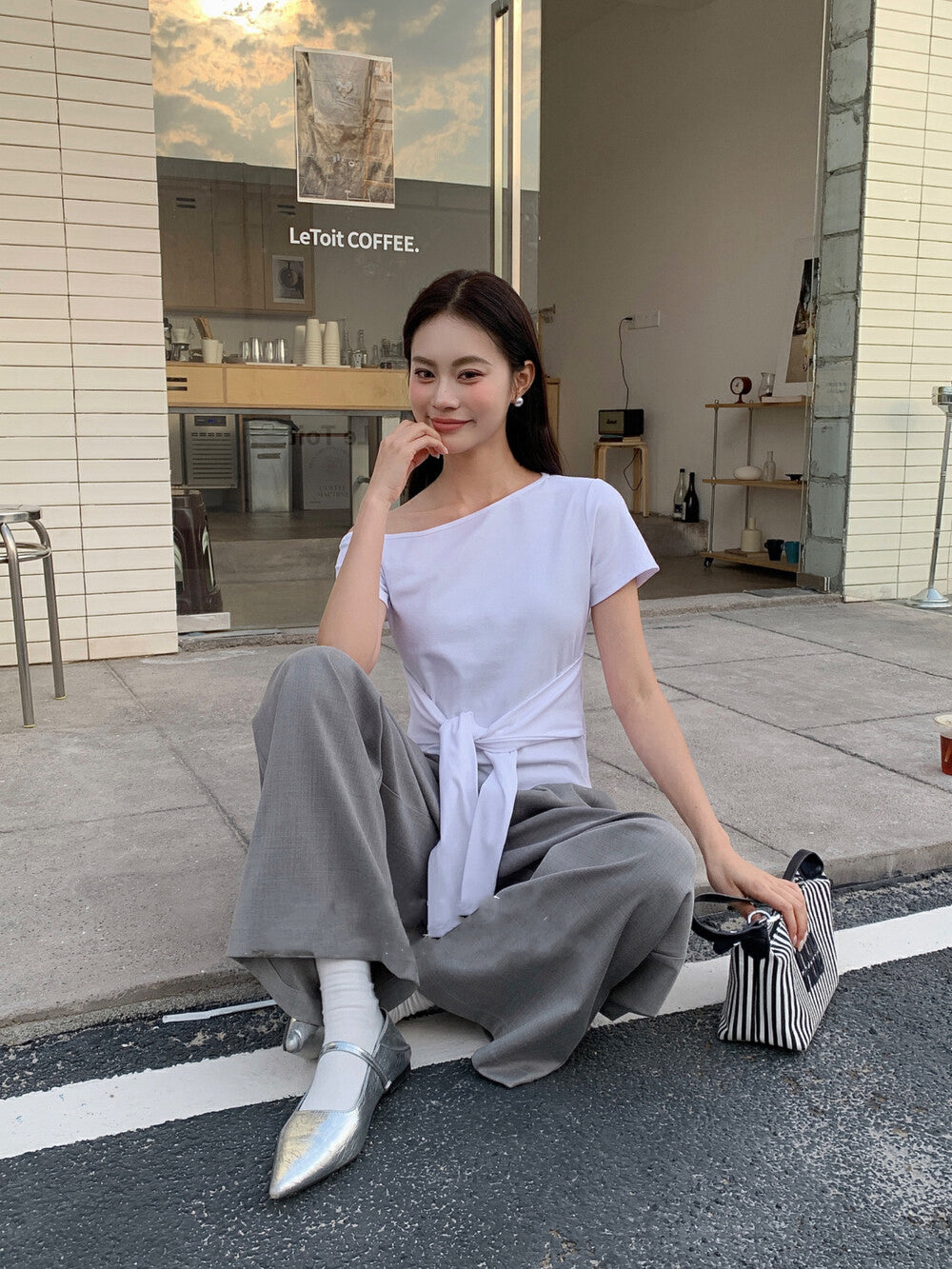 One-Shoulder Belted Short Sleeve Top