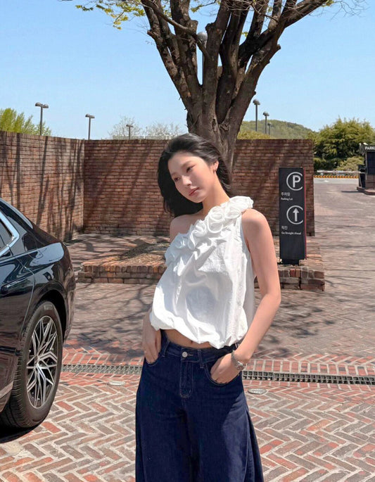 斜肩花苞無袖小衫