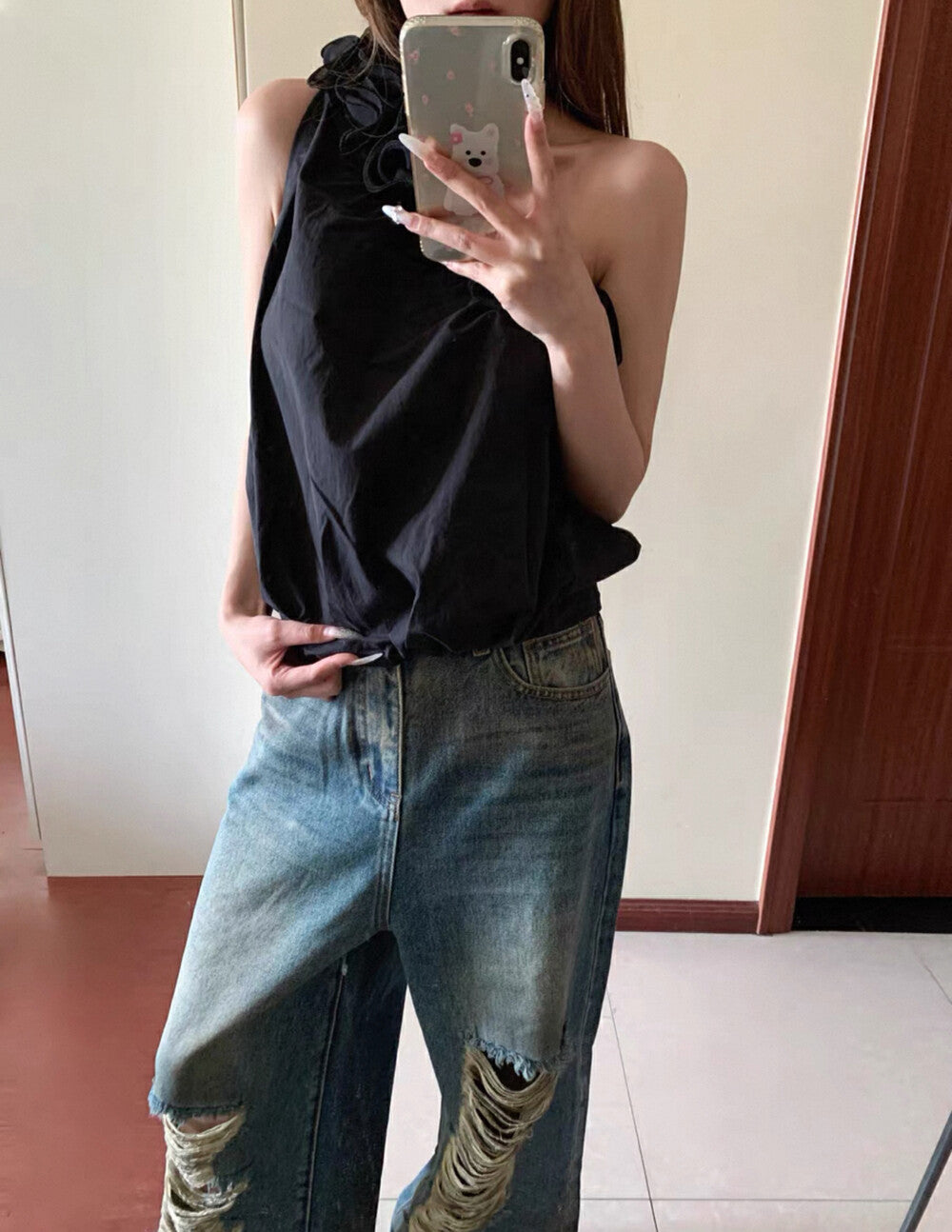 斜肩花苞無袖小衫