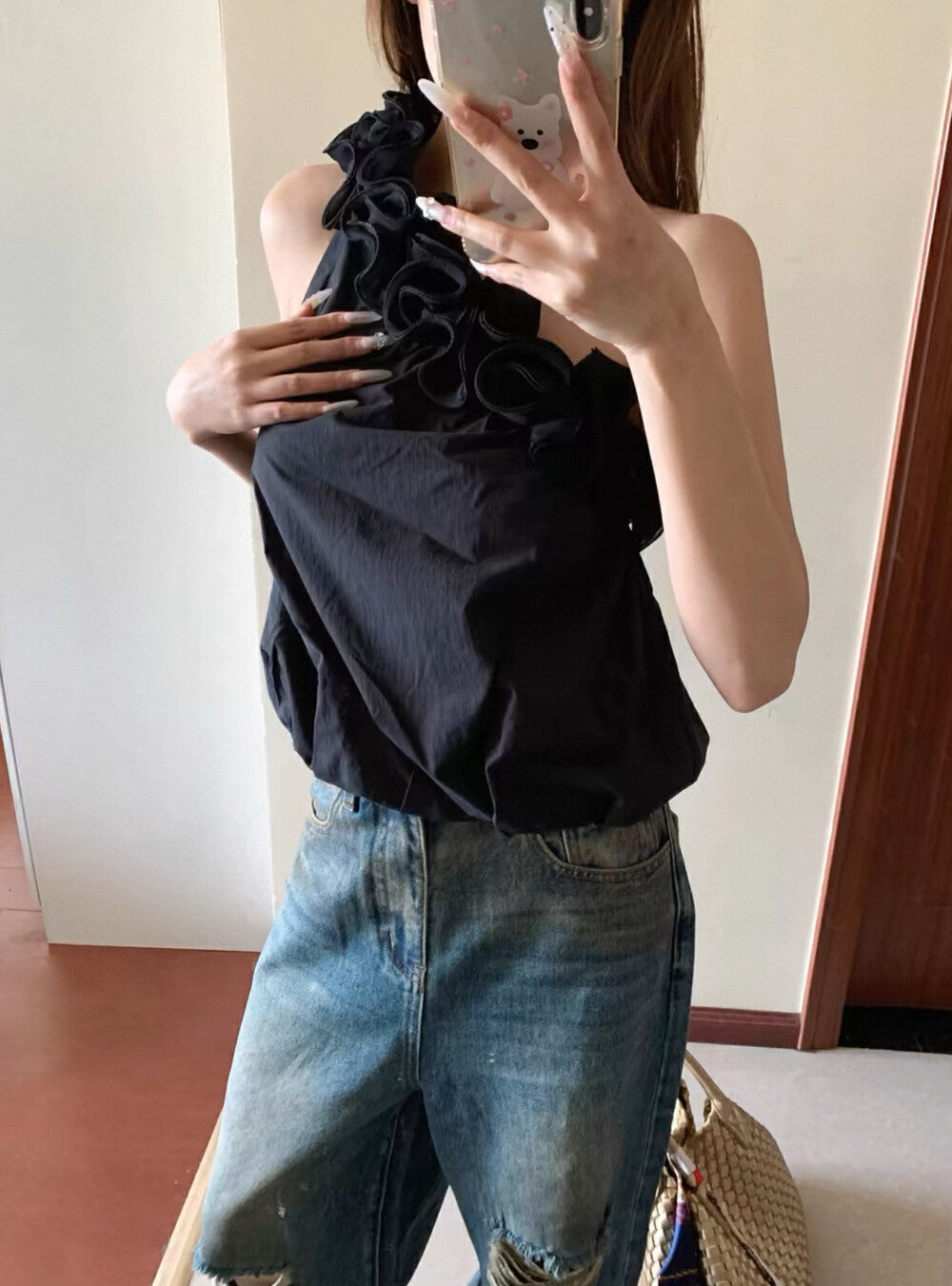 斜肩花苞無袖小衫