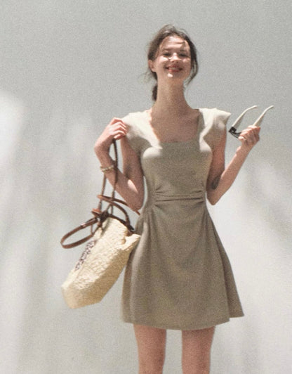 U領修身A字連身裙