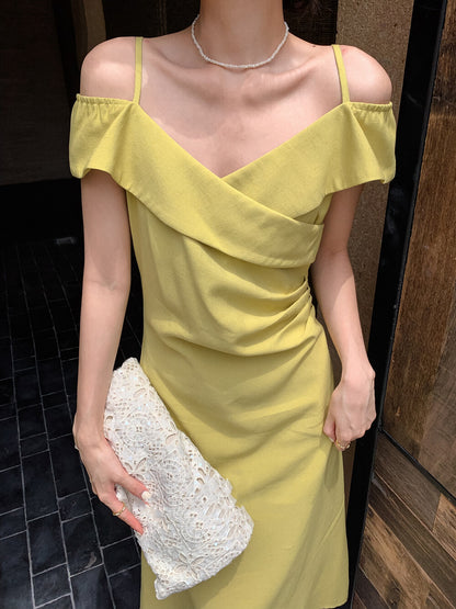 Elegant Waist-Slimming Spaghetti Strap Dress