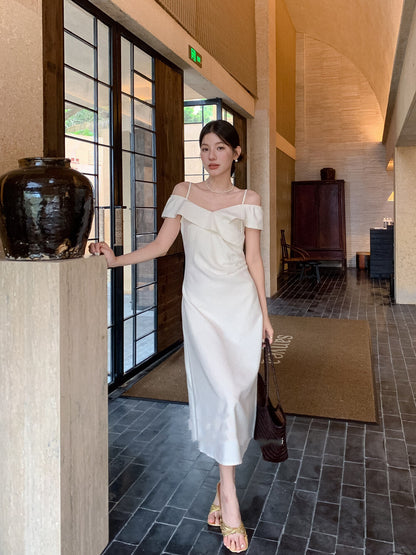 Elegant Waist-Slimming Spaghetti Strap Dress