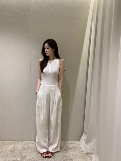 Lightweight Collared Sleeveless Knit Top