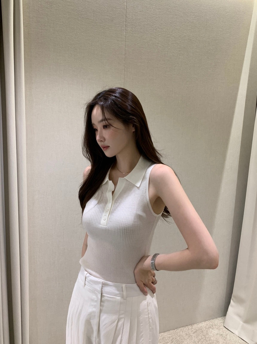 Lightweight Collared Sleeveless Knit Top