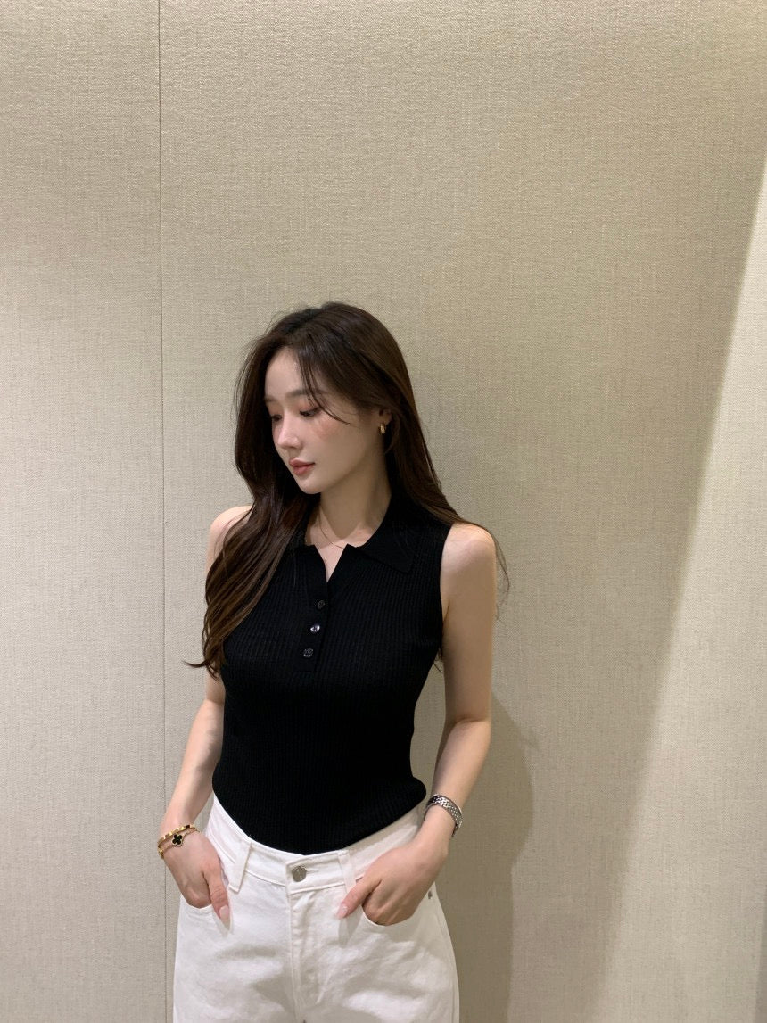 Lightweight Collared Sleeveless Knit Top