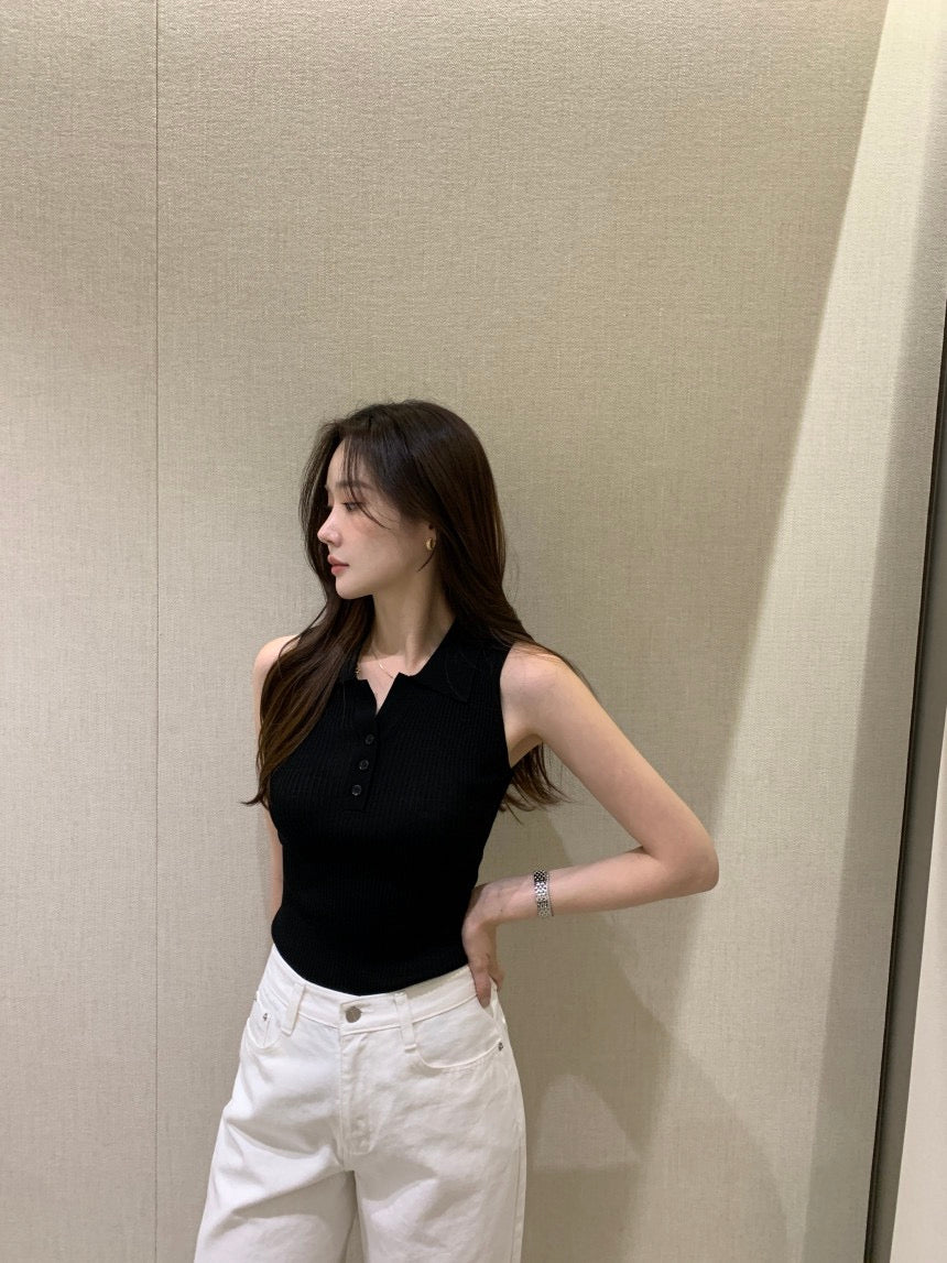 Lightweight Collared Sleeveless Knit Top