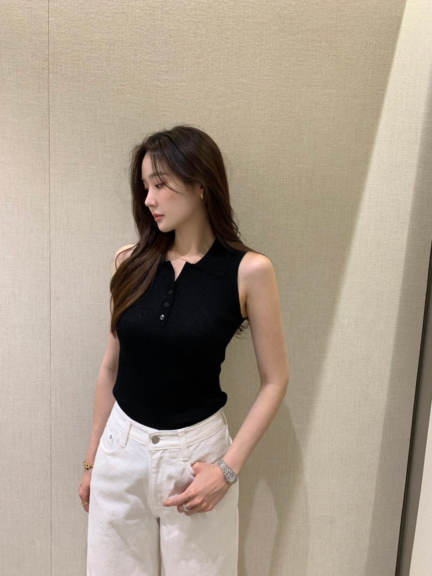 Lightweight Collared Sleeveless Knit Top