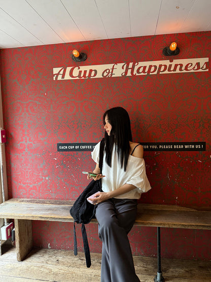 Design-Savvy Off-Shoulder Versatile Top