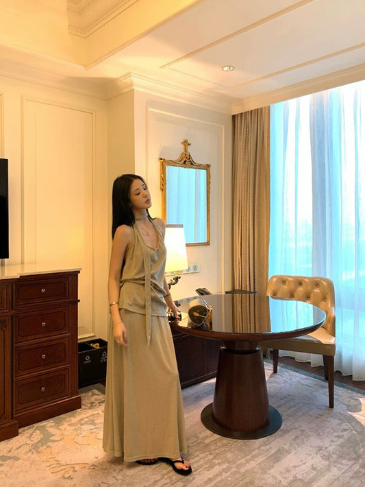 性感V領掛脖飄帶背心+高腰半身裙set