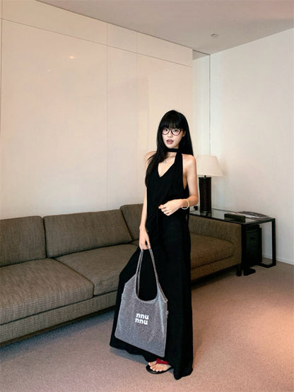 セクシーなVネックホルターネックリボンタンクトップ＋ハイウエストスカートセット