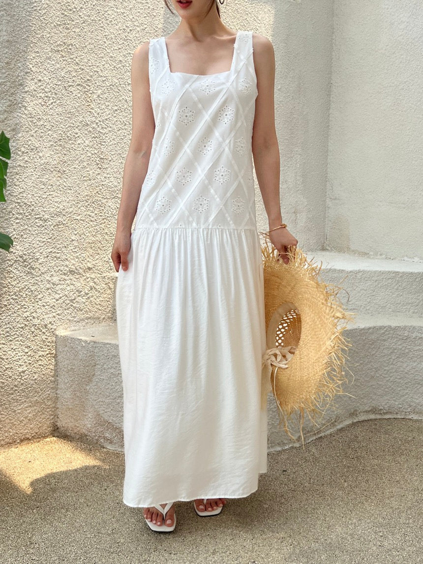 リゾート風パッチワーク刺繍ワンピース