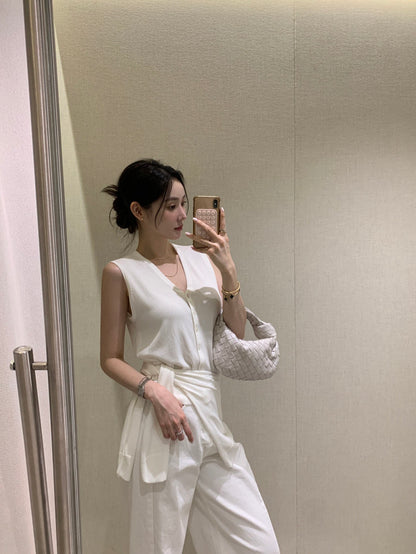 Slim-Fit Sleek Knit Vest + Shawl Set