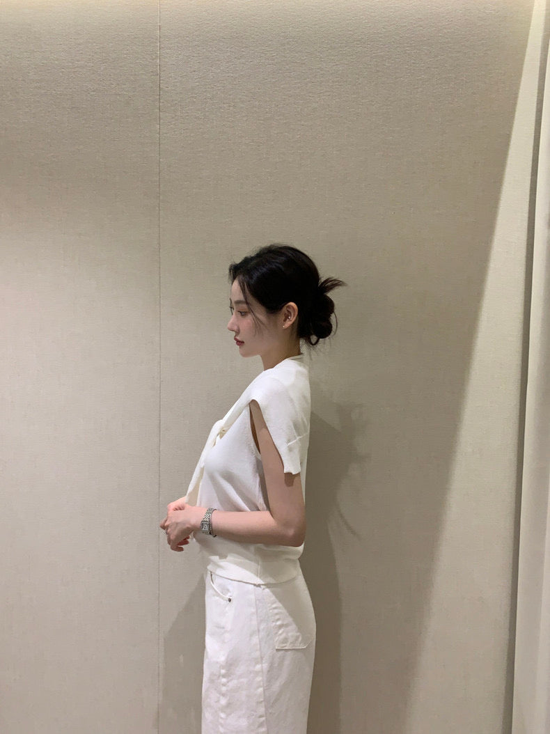 Slim-Fit Sleek Knit Vest + Shawl Set