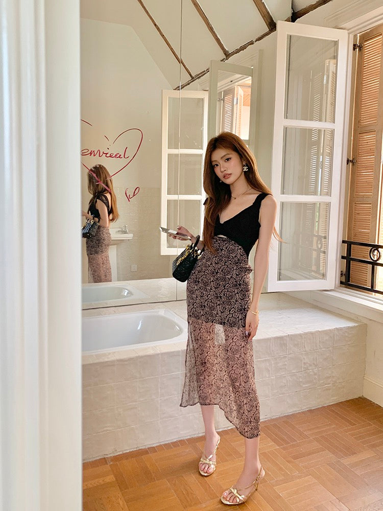 ローズプリントレースVネックワンピース