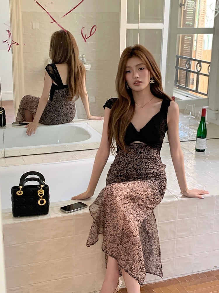 ローズプリントレースVネックワンピース