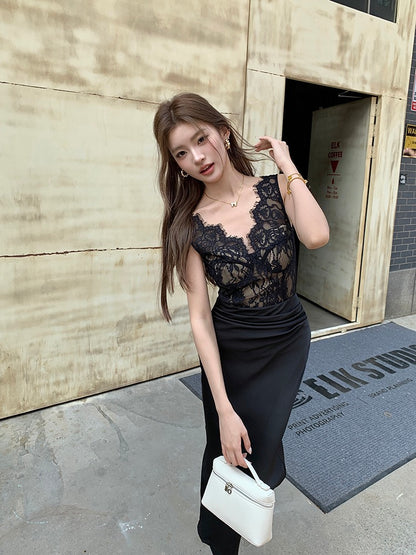 V-neck lace satin slim-fit dress