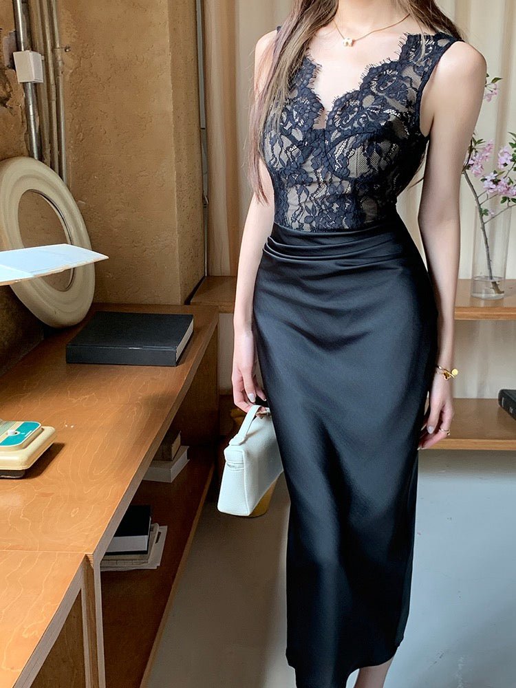 V-neck lace satin slim-fit dress