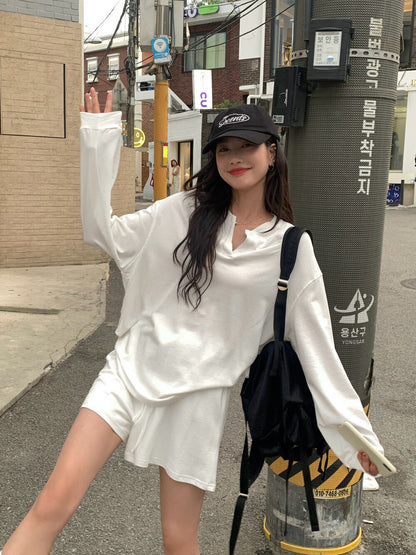 リラックス感のあるトップス+ゆったりカジュアルショートパンツセット