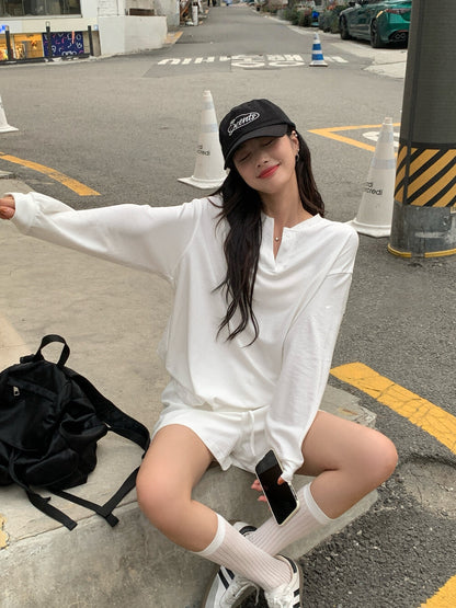 リラックス感のあるトップス+ゆったりカジュアルショートパンツセット