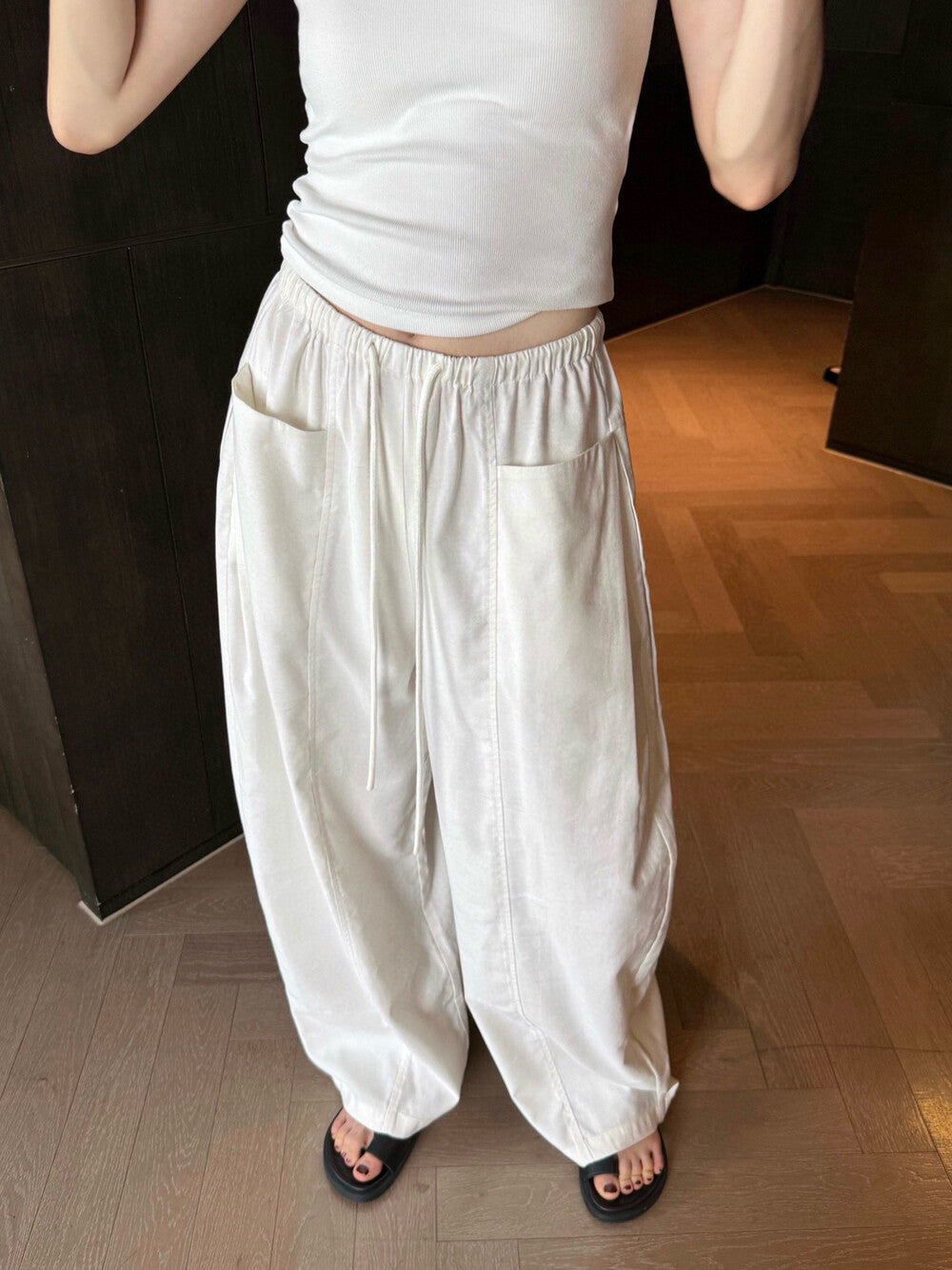 百搭顯瘦抽繩寬鬆休閒褲