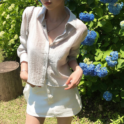 薄手の万能な長袖Tシャツ