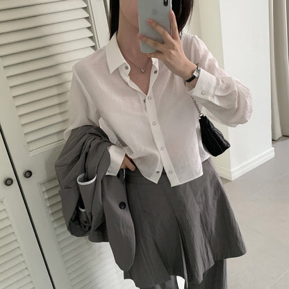 薄手の万能な長袖Tシャツ