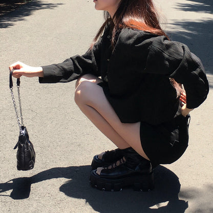 薄手の万能な長袖Tシャツ