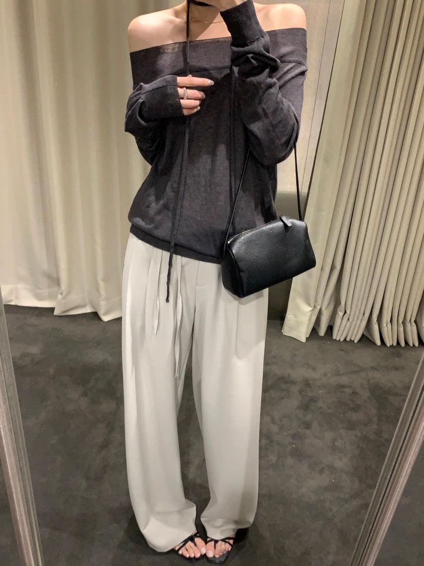 一字領露肩薄款針織Top