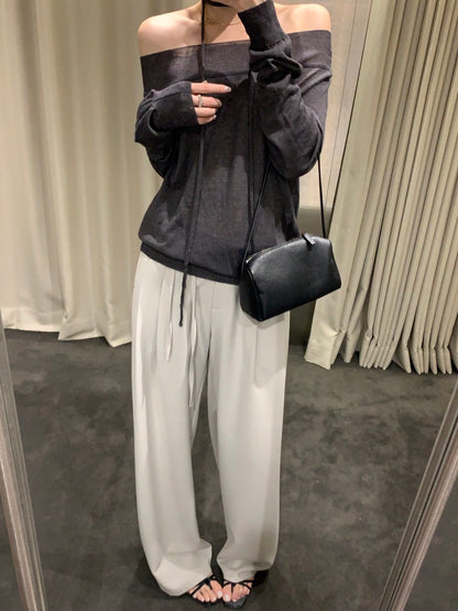 一字領露肩薄款針織Top