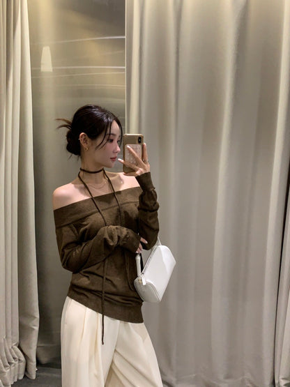 一字領露肩薄款針織Top