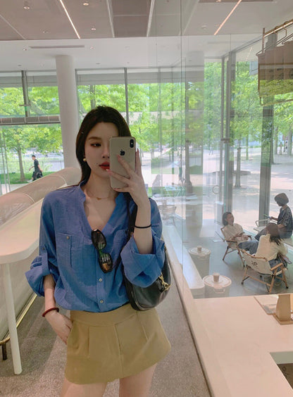 V-neck Loose-fit Elegant Blouse