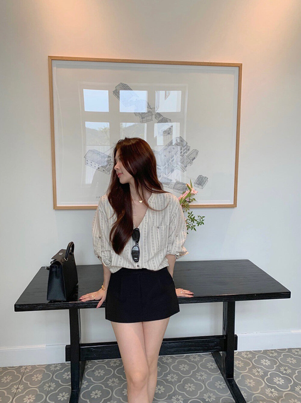 V-neck Loose-fit Elegant Blouse