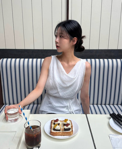 無袖蕩領收腰系帶背心