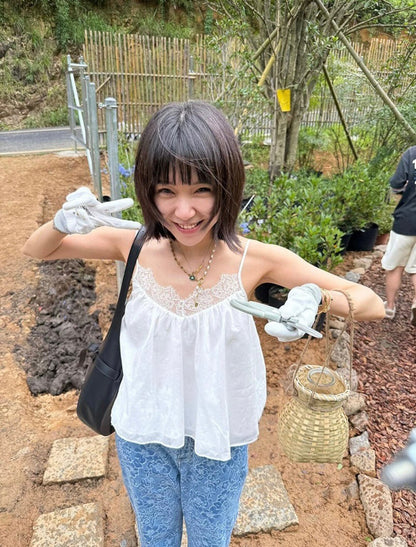 V-neck lace trim camisole