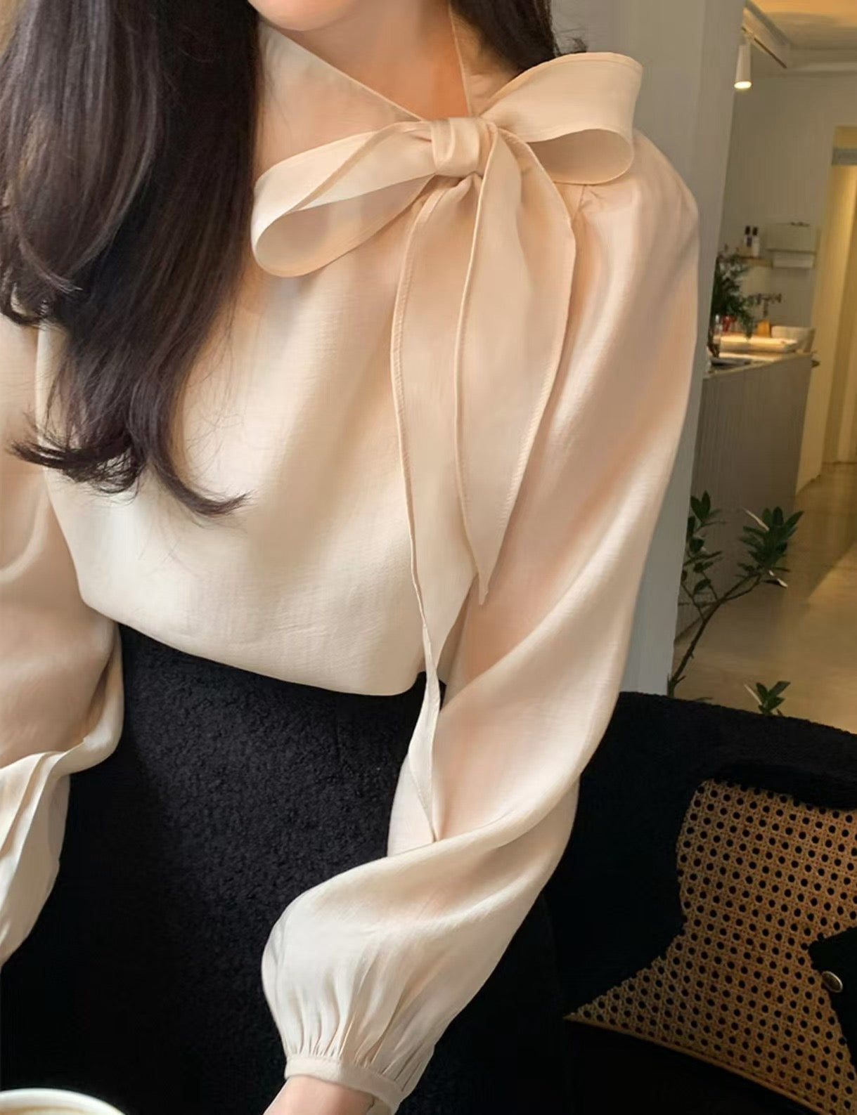 Tie-neck Long Sleeve Blouse
