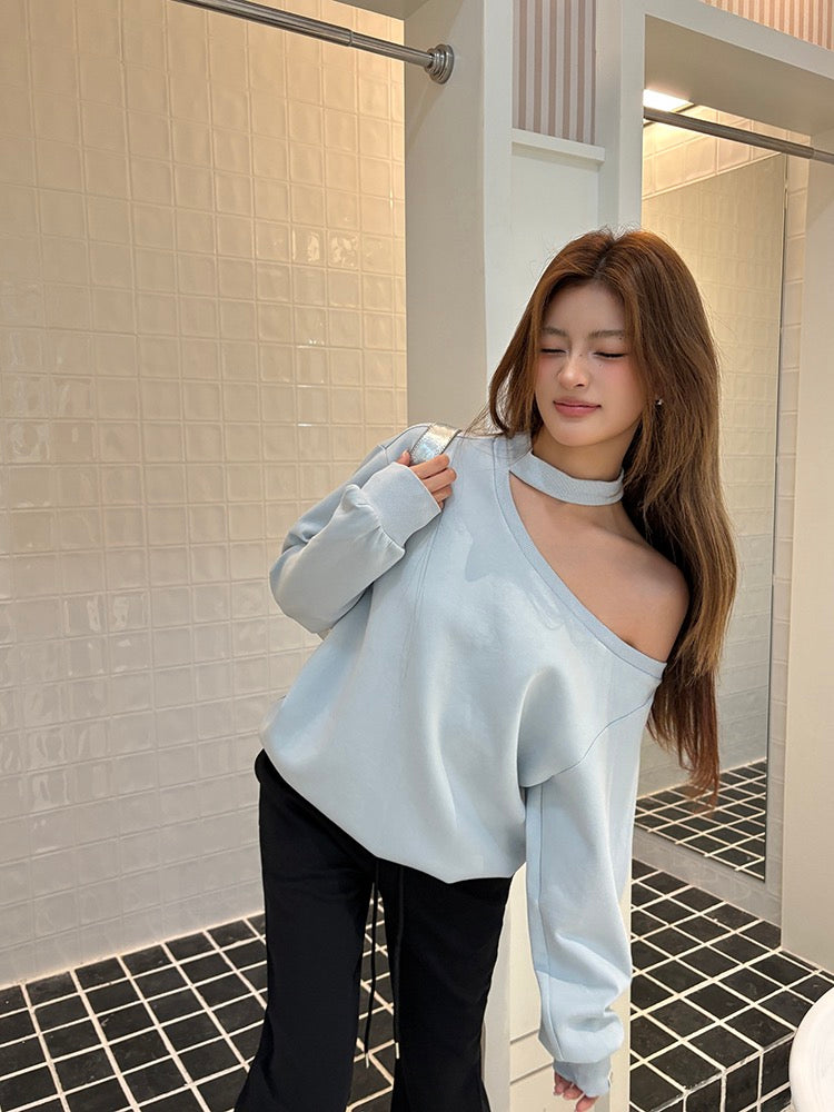 Minimalist Off-Shoulder Sweatshirt