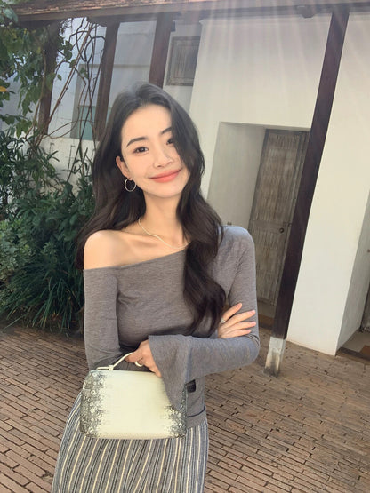 Asymmetrical Shoulder Slim Fit Knit Top