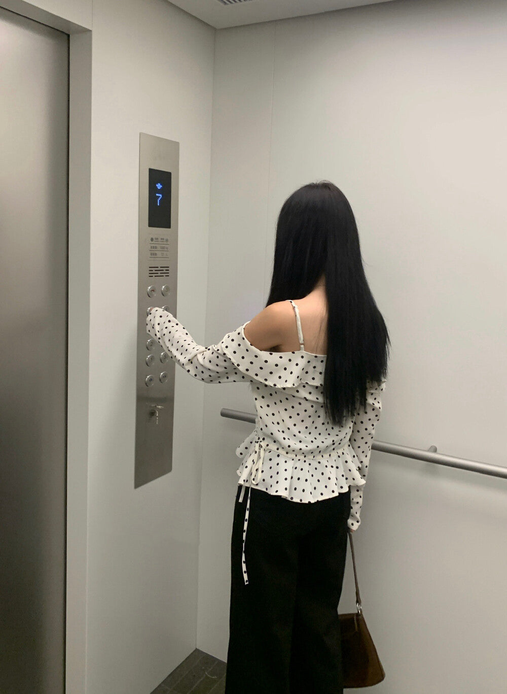 Off-shoulder Polka Dot Chic Blouse