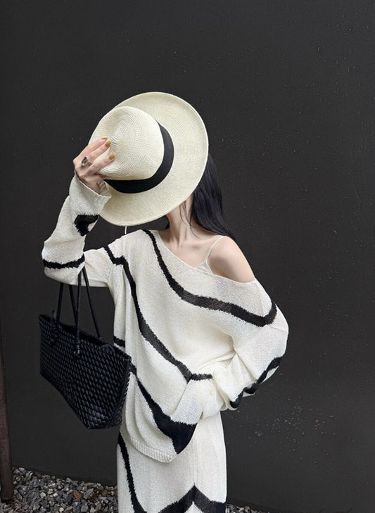 Color-block striped loose knit top