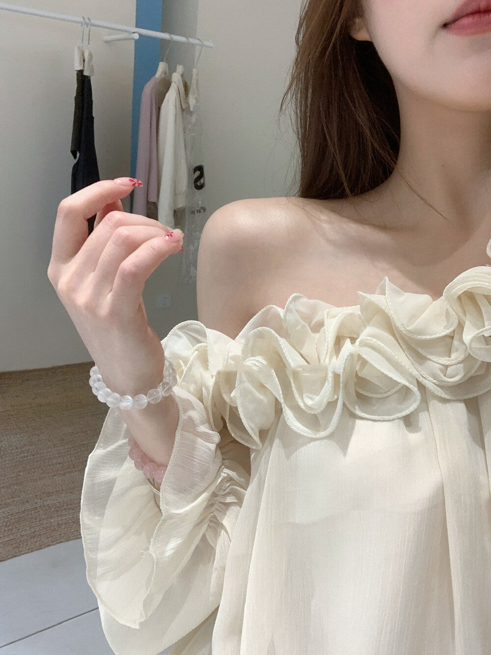 立體花邊斜肩雪紡恤衫