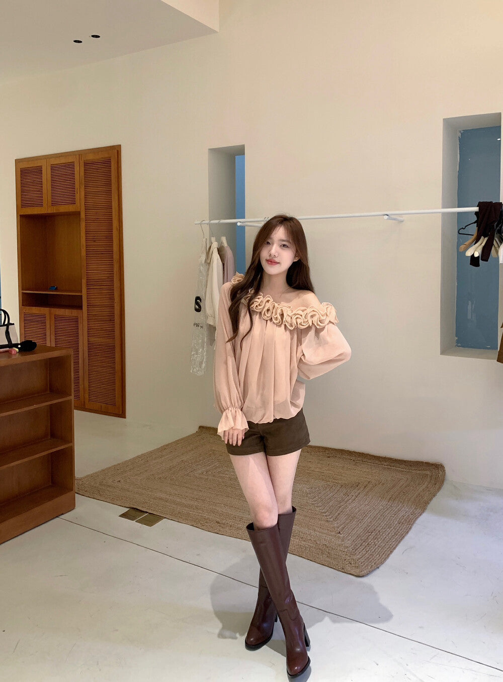 立體花邊斜肩雪紡恤衫