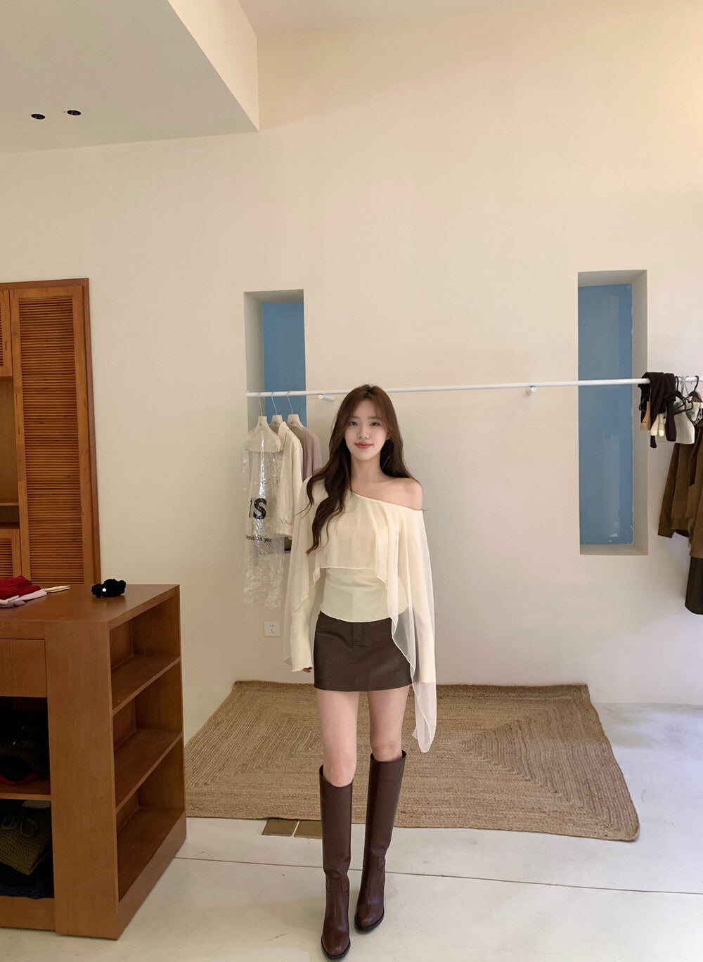 不規則薄紗拼接斜肩小衫