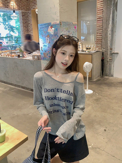 Slouchy Letter Off-Shoulder Top + Casual Shorts Set