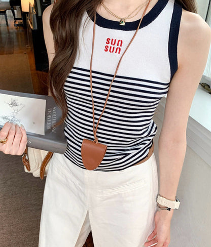 配色ストライプニットベスト